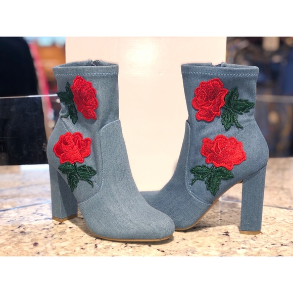 Blue Denim Booties 🌹✨ Living 21s 💋 - Picture 1 of 4